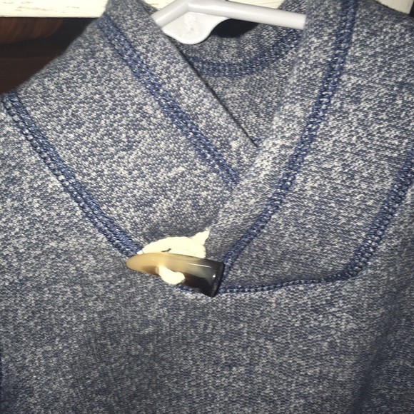 Oshkosh jacket size 2t - Picture 2 of 2